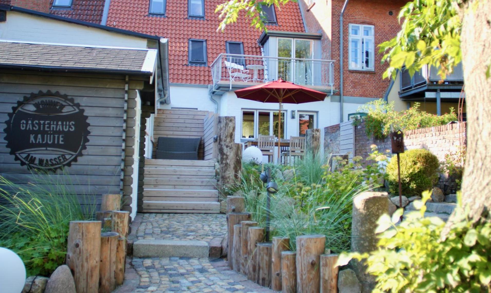 Gaestehaus Kajuete Direkt Am Wasser Фридрихщат Екстериор снимка